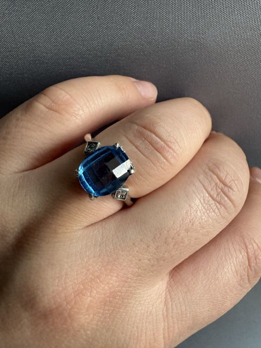 Inel din argint, topaz si cubic zirconia