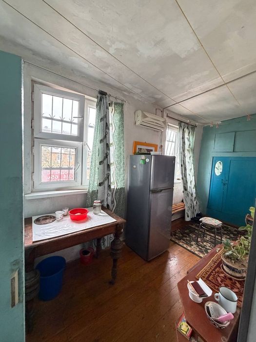 Мирзо Улугбекский район ул Навнихол 3-комнатная