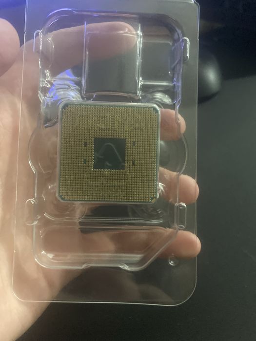 Procesor AMD Rayzen 5 PRO 3400g apriape ca nou