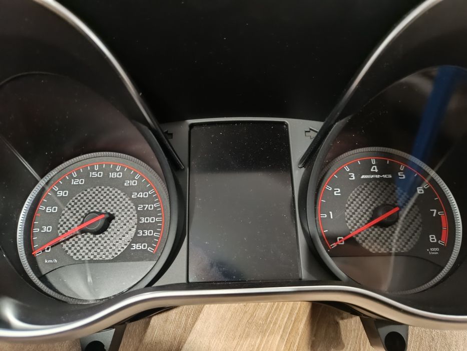 Mercedes  AMG 63 GT S километраж 320 км/ч