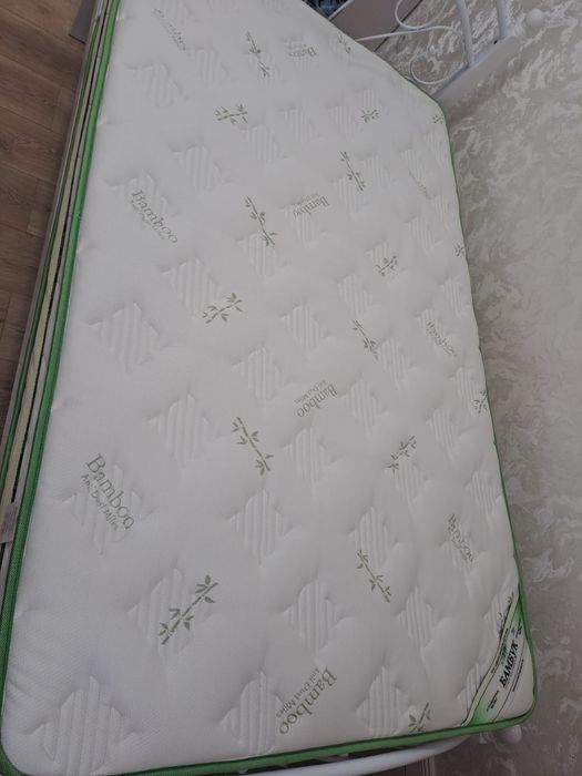 Кровь с матрасом