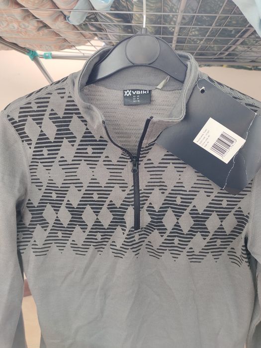 Продам кофту Volke р.44