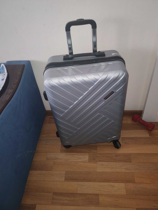 Чемодан..б/у.. .