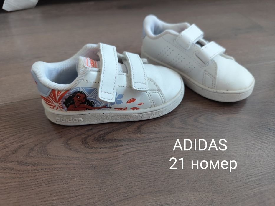 Детски маратонки за момиче