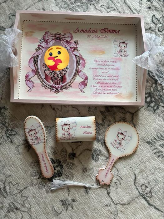 Tavite mot/turta cu accesorii