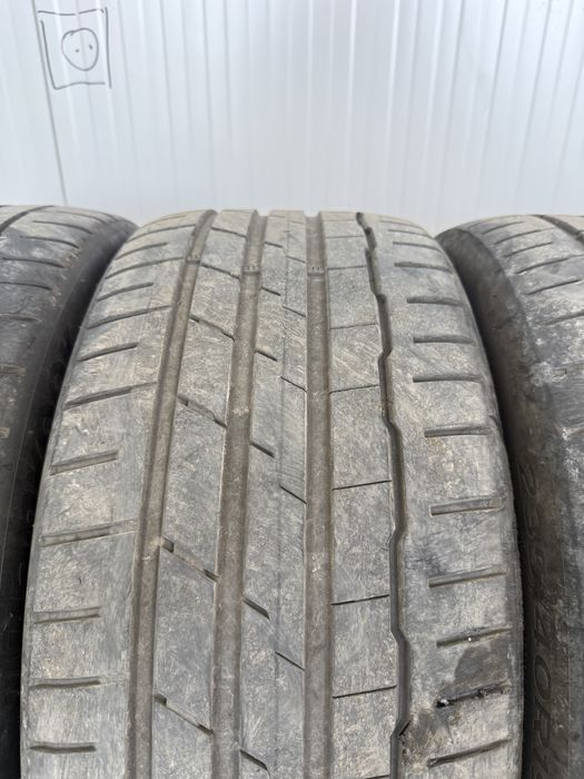 Летни гуми hankook 235 40 19