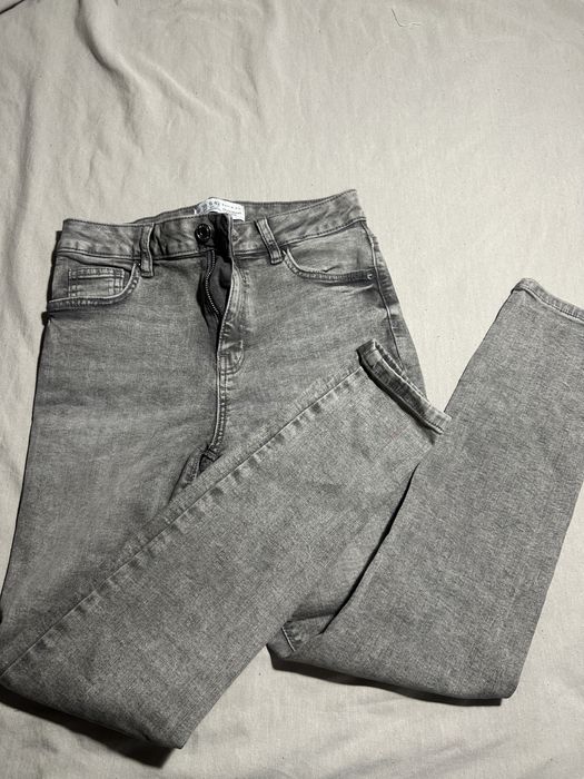 Дънки и панталони нови