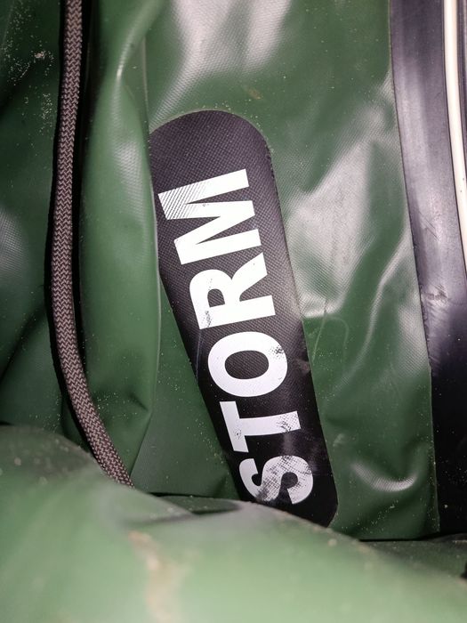 Продается лодка одноместная надувная Шторм