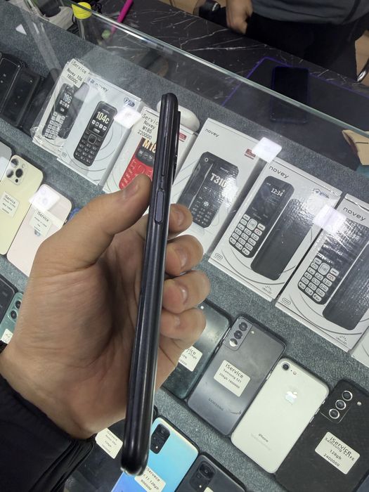 redmi not 10 sotladi