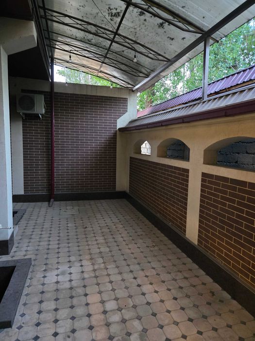 Участок 7 соток два этажа и подвал Карасу1 махалля Шортепа КС