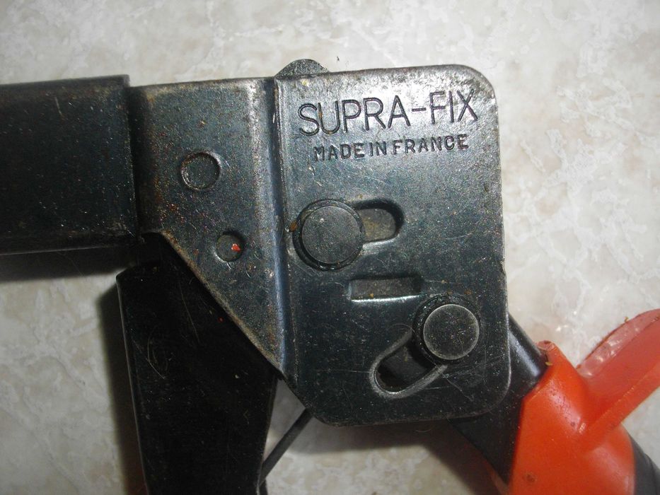 M3-M8-Френски Профи Клещи За Дюбели Гипсокартон- MOLLY/JUNIOR Scell-it