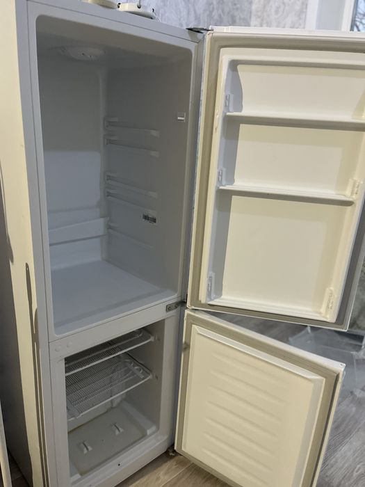 Продается холодильник в отличном состоянии