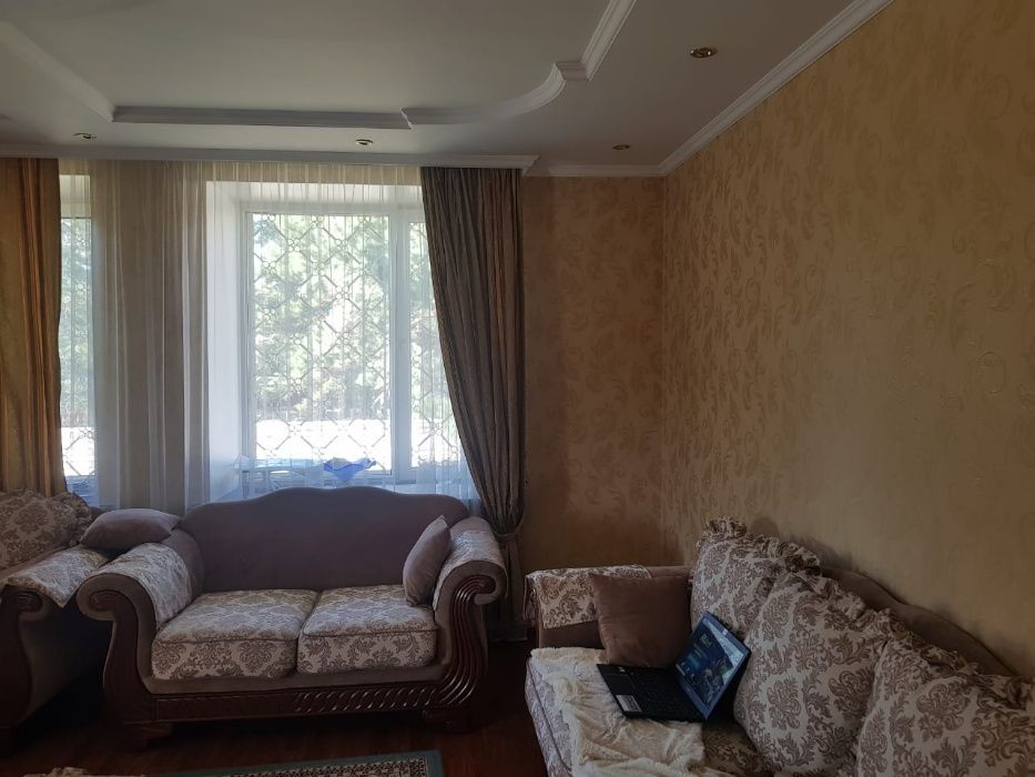 Продам дом 6-комнатный