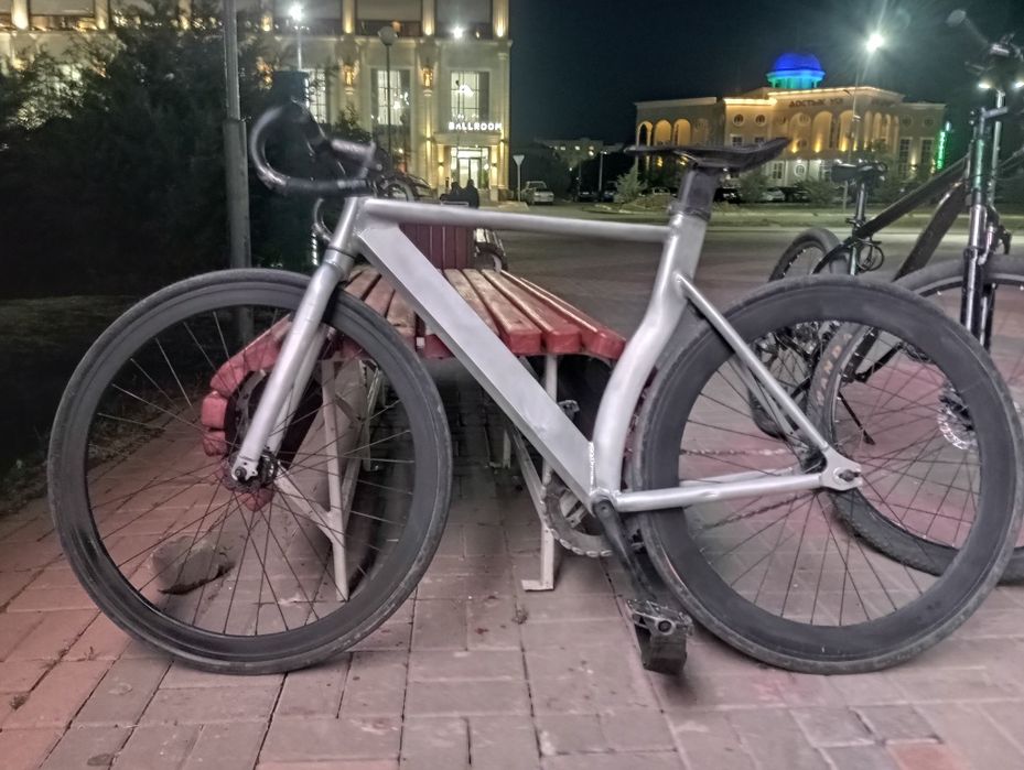 Продаю кастом фикс, идеал состояние