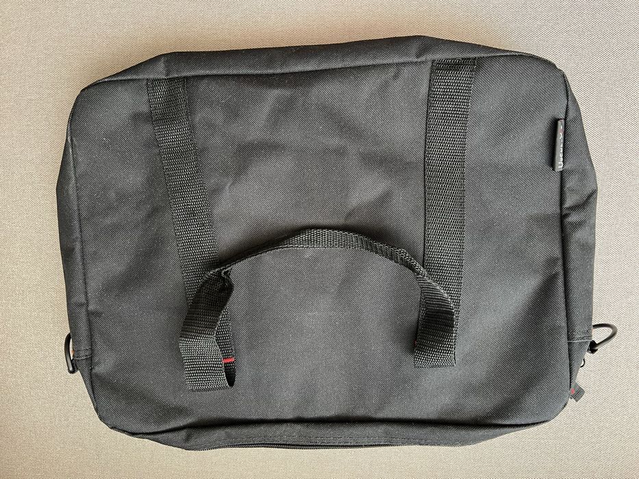 Чанта за лаптоп/или документи