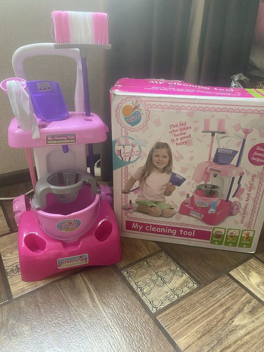 Продам детский набор для уборки