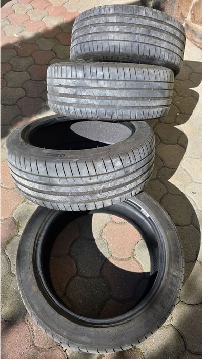 Anvelope MICHELIN Pilot Sport 4 Acoustic T0 235/45 R18 98 Y XL