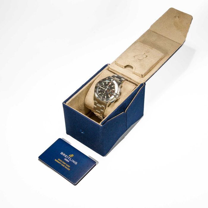 Breitling Avenger B01 Chronograph 42mm AB0146101B1A1