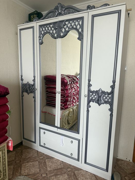 Спальный гарнитур с матрацом