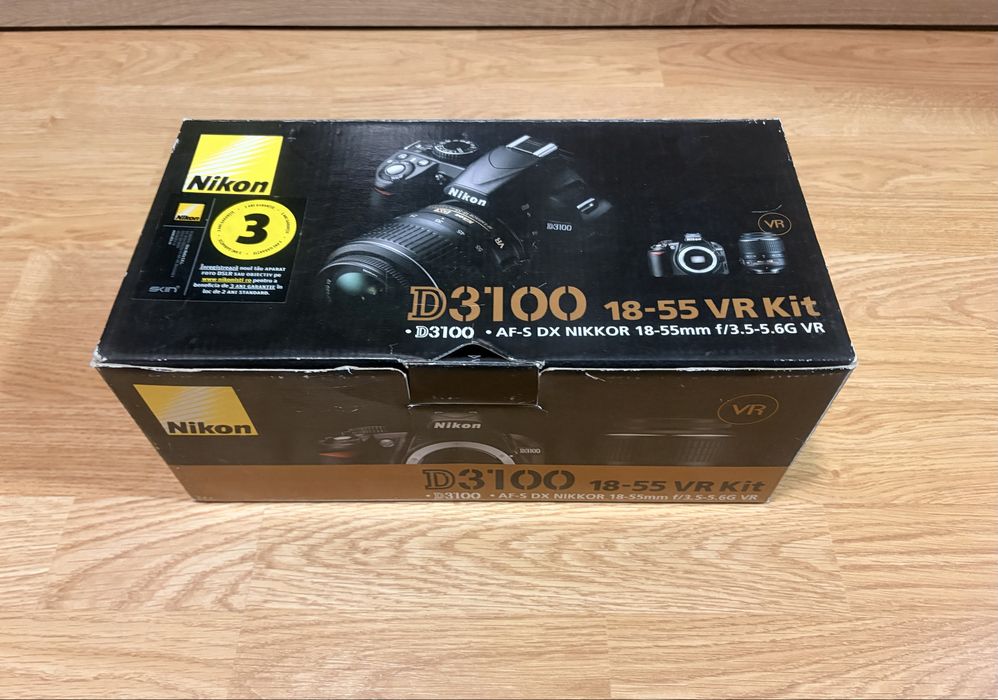 Vand Nikon D3100 18-55 VR Kit
