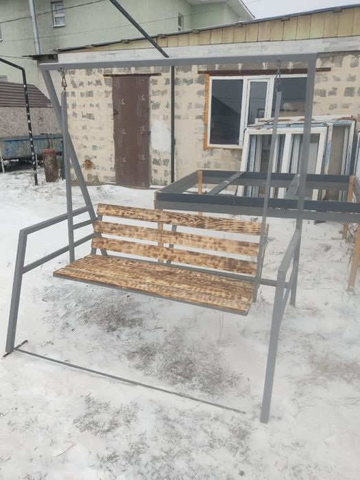 Качеля садовая продам