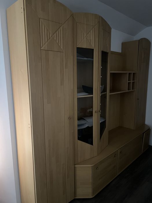 Vand mobilă dormitor.