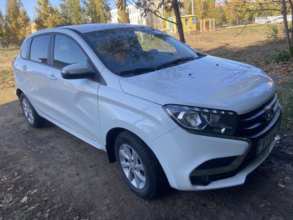Продам Lada Xray