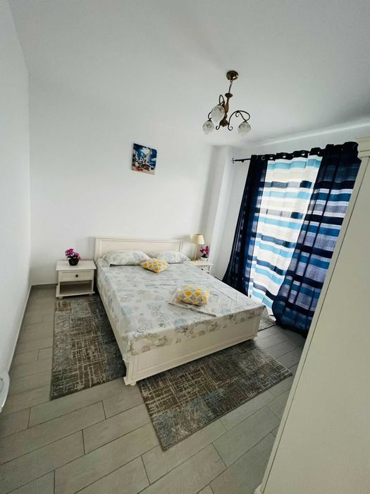 Apartamente 3 camere lux regim hotelier/pe zi Mamaia Nord/Loft langa plaja De Silva Residence cu parcare