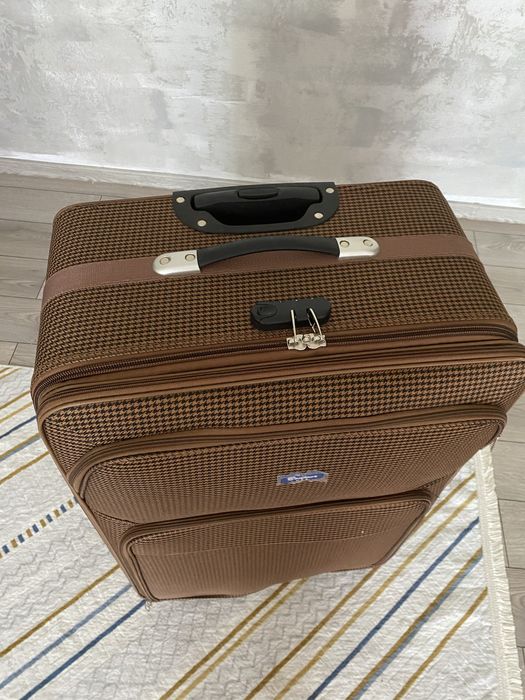 Troler bagaj valiza geanta