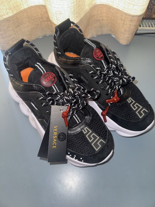 Versace Chain Reaction