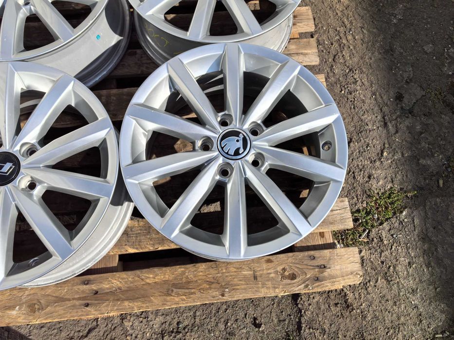 16 цола 5 х 112 мм Фолксваген / Шкода / Сеат - 6,5 Инча / ЕТ 46