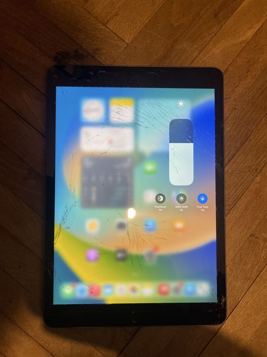 ipad gen 9 a2602 baterie 100 256gb  fisurata touch id bun original tot