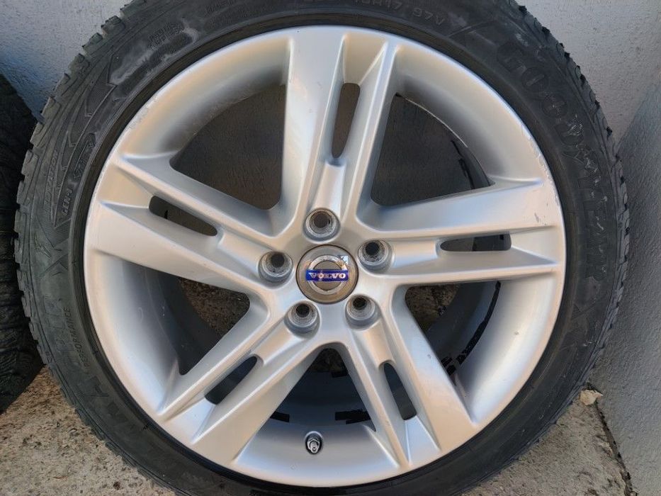 Jante SADIA 17" Volvo S60 V60 S80 V70 V40 S40 V50 C70 XC60 31381412