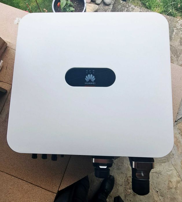 Трифазен Хибриден Инвертор Huawei SUN2000-10K-MAP0