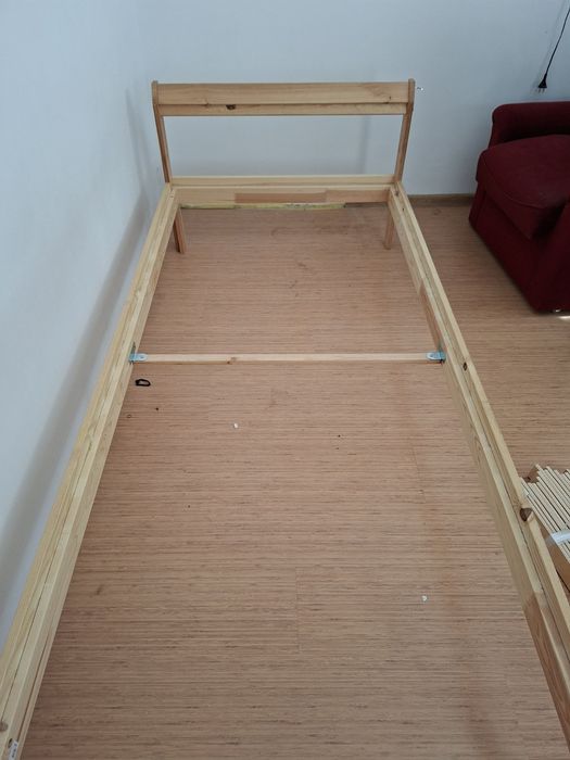 Легло с матрак от Икеа