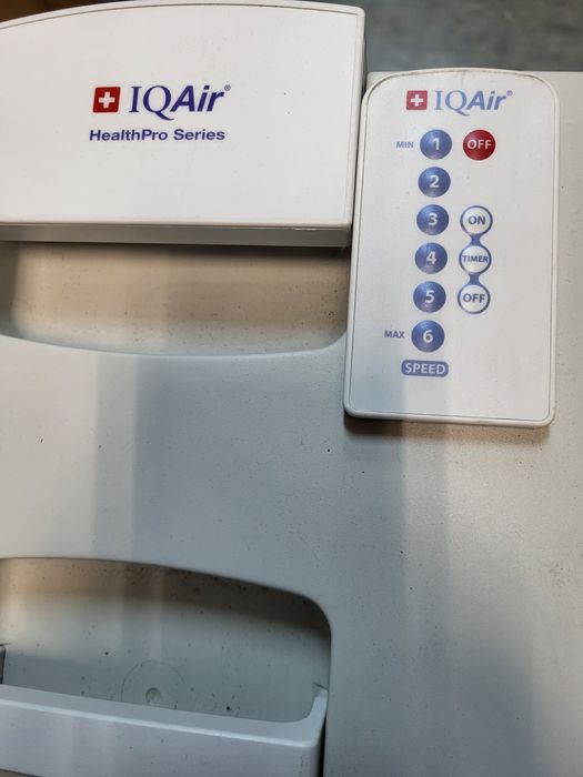 Продам очиститель воздуха IQAir