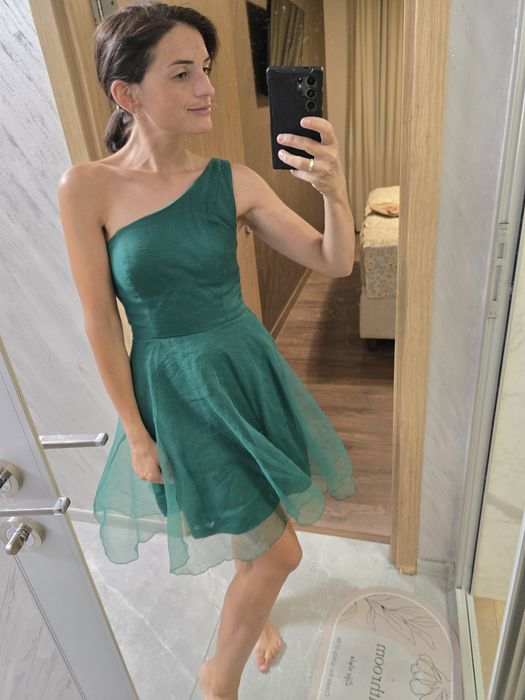 Официална къса рокля