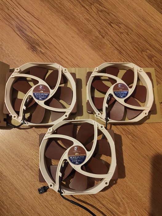 3 ventilatoare Noctuta NF-A15 PWM 1500 rpm