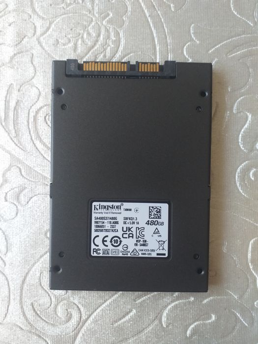 Продаётся SSD на 480гб оригинал