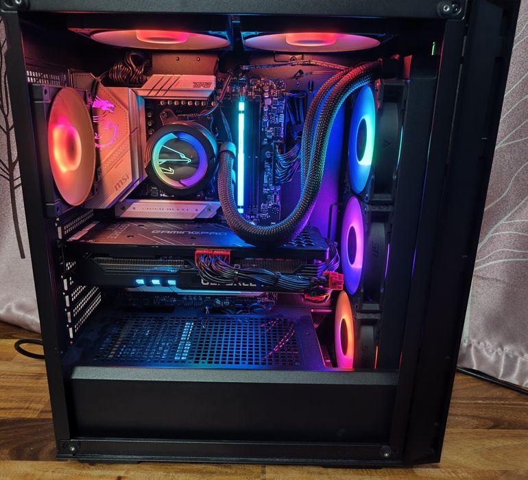 Ryzen9 9900x/32gb ddr5/RTX3070 ti/512gb ssd/MSI MPG b650 edge WI-FI/