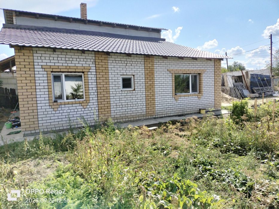 Продам 2х этажный Дом