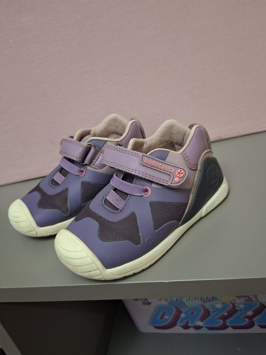 Детски маратонки Nike, Adidas и biomecanics