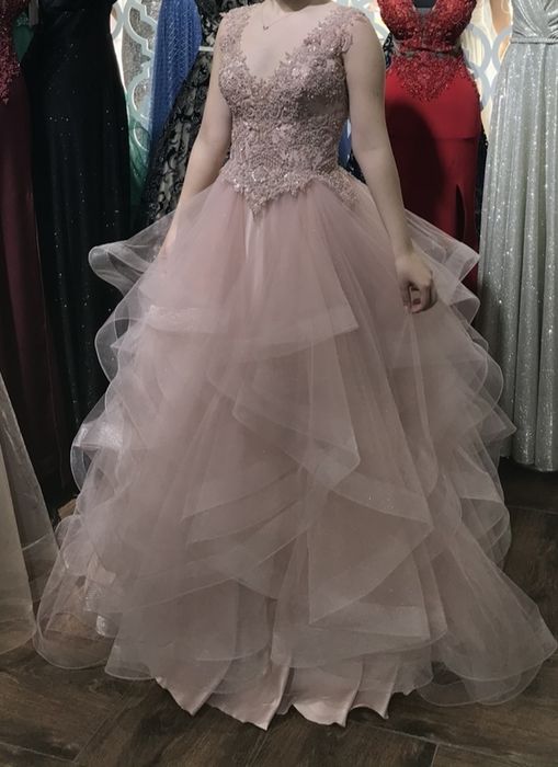 Бална рокля розова