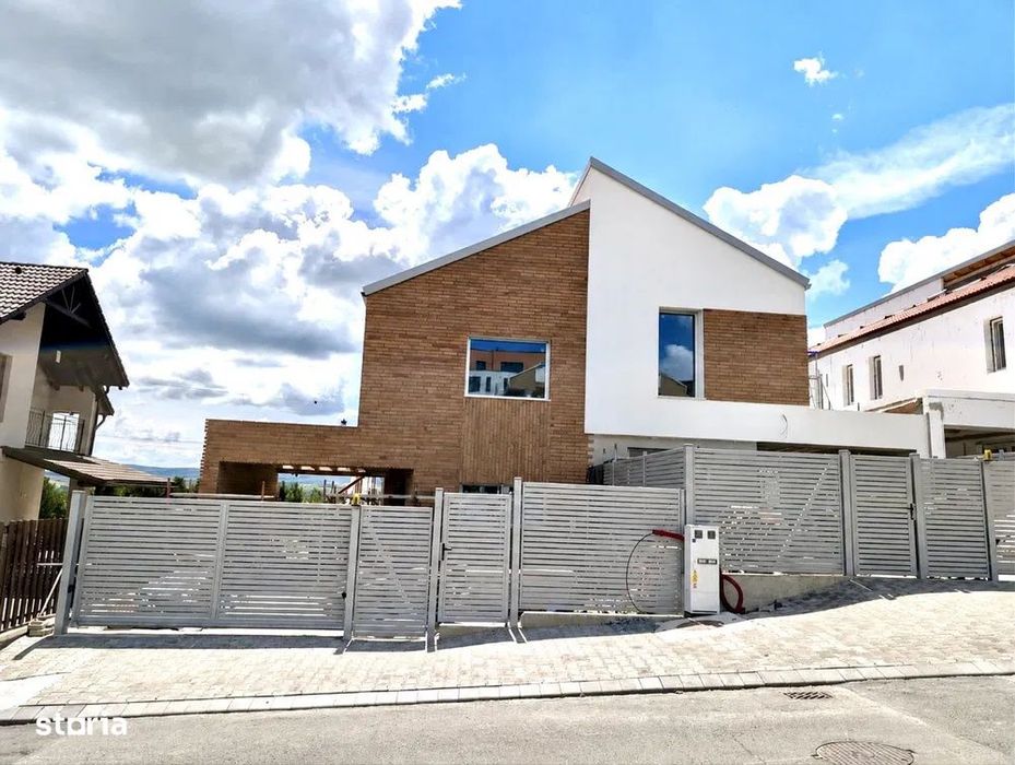 Casa tip duplex | 136mp utili | 325mp teren | garaj | cartier Voronet