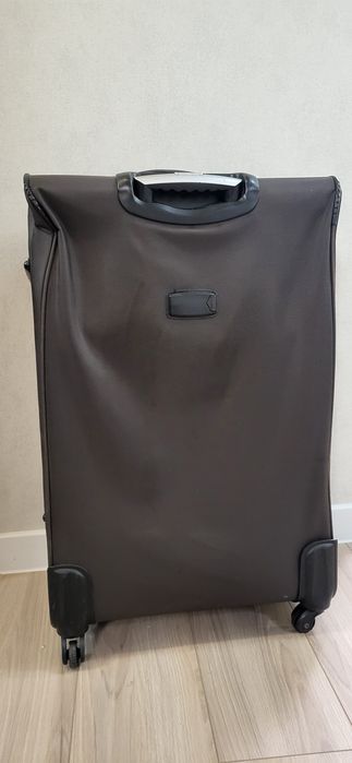 Чемодан большой, размер L