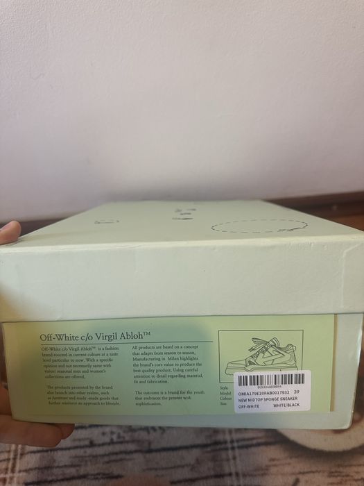 OFF-WHITE Sponge Mid Top White Black