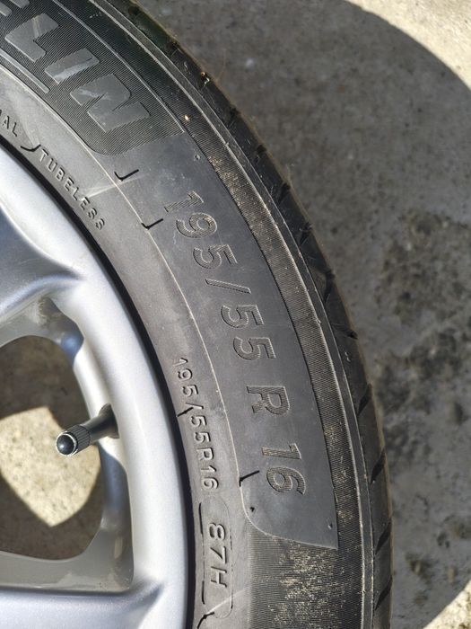 Джанти с летни гуми 16" Пежо