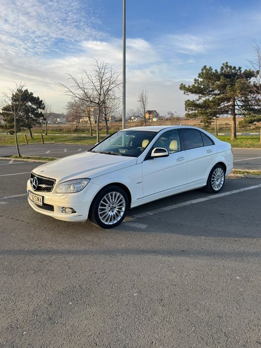 Mercedes  C320 4 Matic
