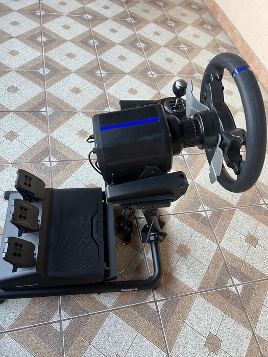 Vand Volan cu schimbator 6 trepte, pedale (ambreiaj/frana/acceleratie)