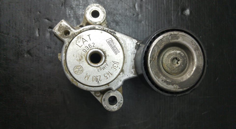 Rola intinzator 1.4 tsi vw touran 03c145299m